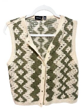 RD Style Crochet Button Vest in Cream and Olive